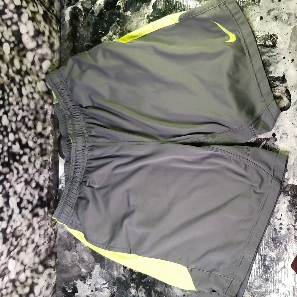 Nike Large Shorts